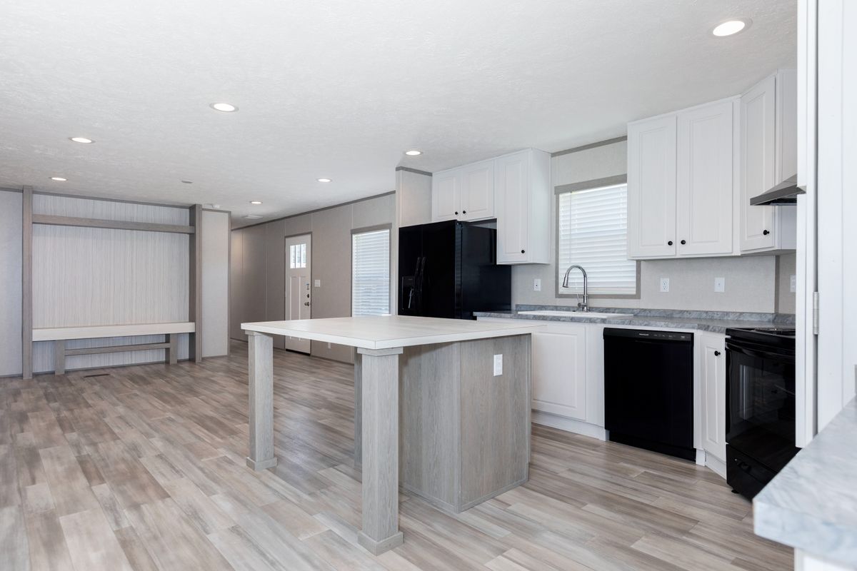 0c27fafe-4eab-415e-b295-48b3f6fc0467 kitchen, white cabinets