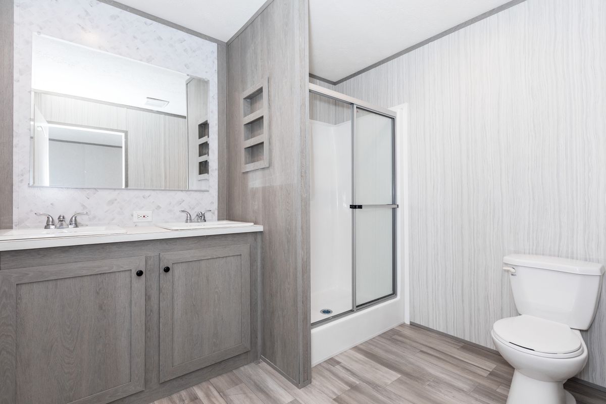 41470a98-4401-443e-910c-15f1d64d6b02 gray walls, wood floors