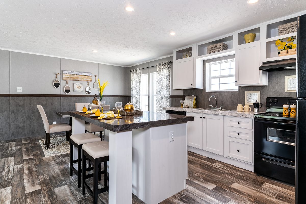 891f4414-05ad-4d79-ab28-2e3716740e59 mobile home, hardwood floors.