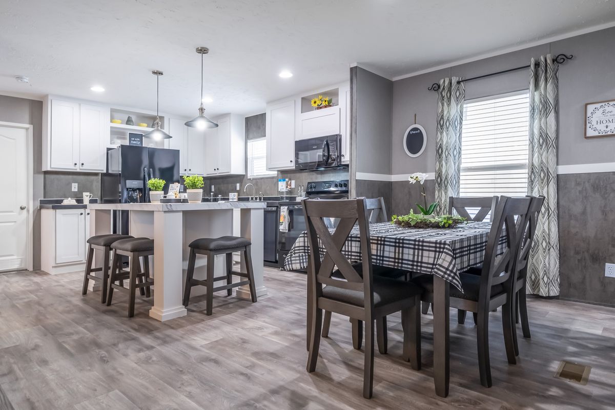 mobile home, kitchen, dining area
