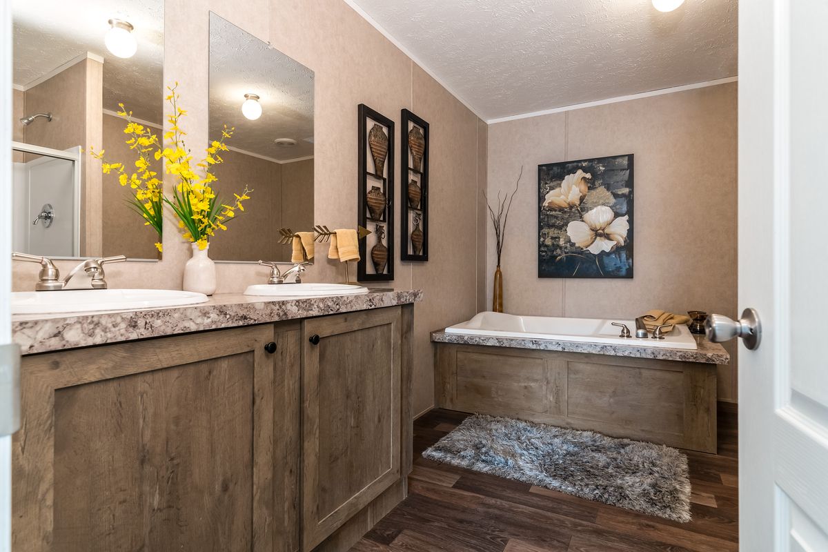 wooden cabinets, tub