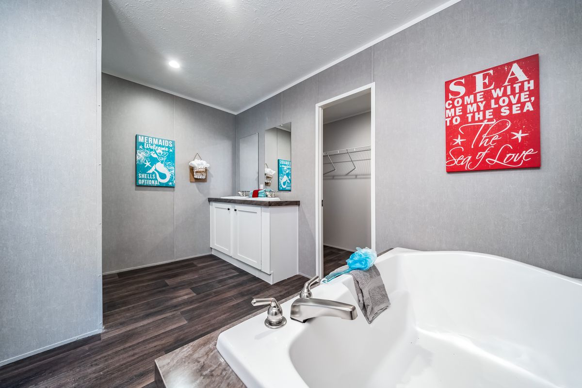 bathroom, bathtub